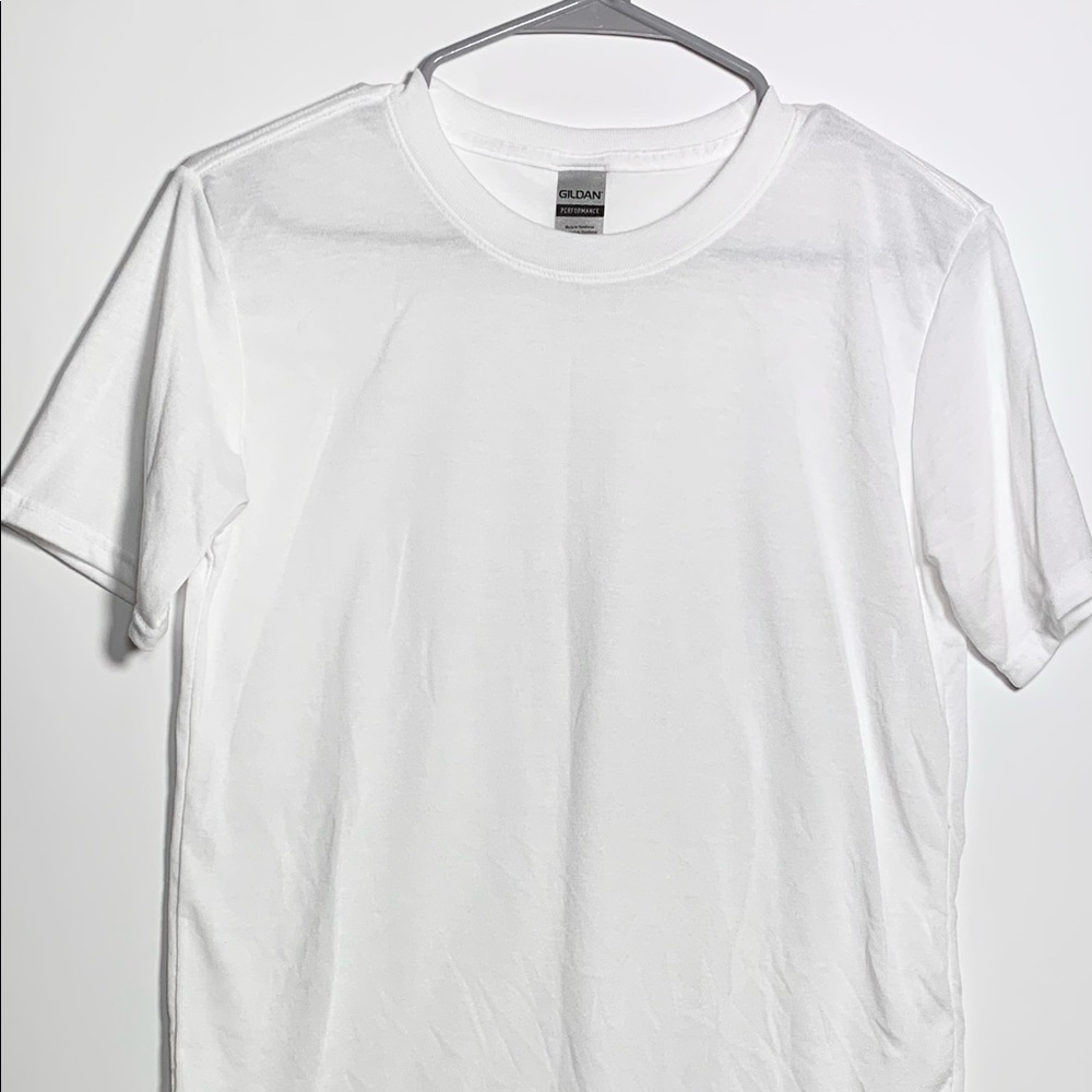 Gildan Plain White T-Shirt